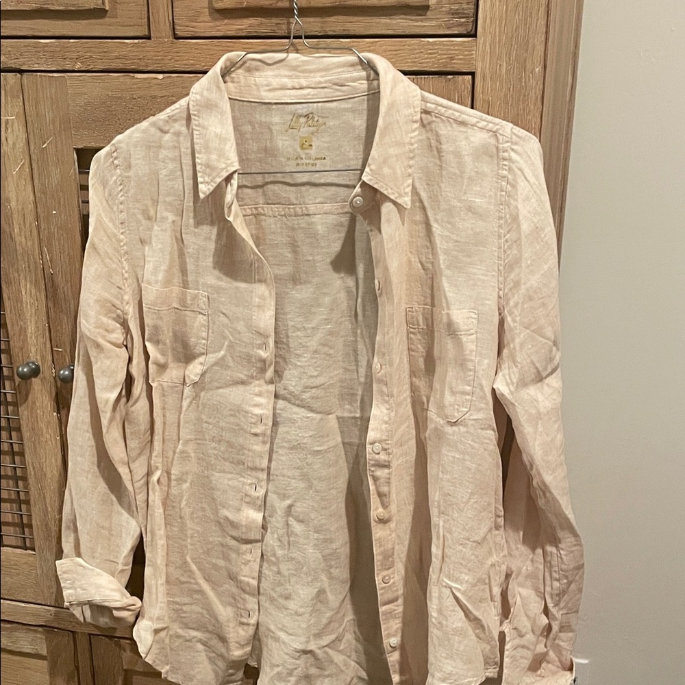 Lilly Pulitzer Light Beige Casual Button Down Shirt NWT